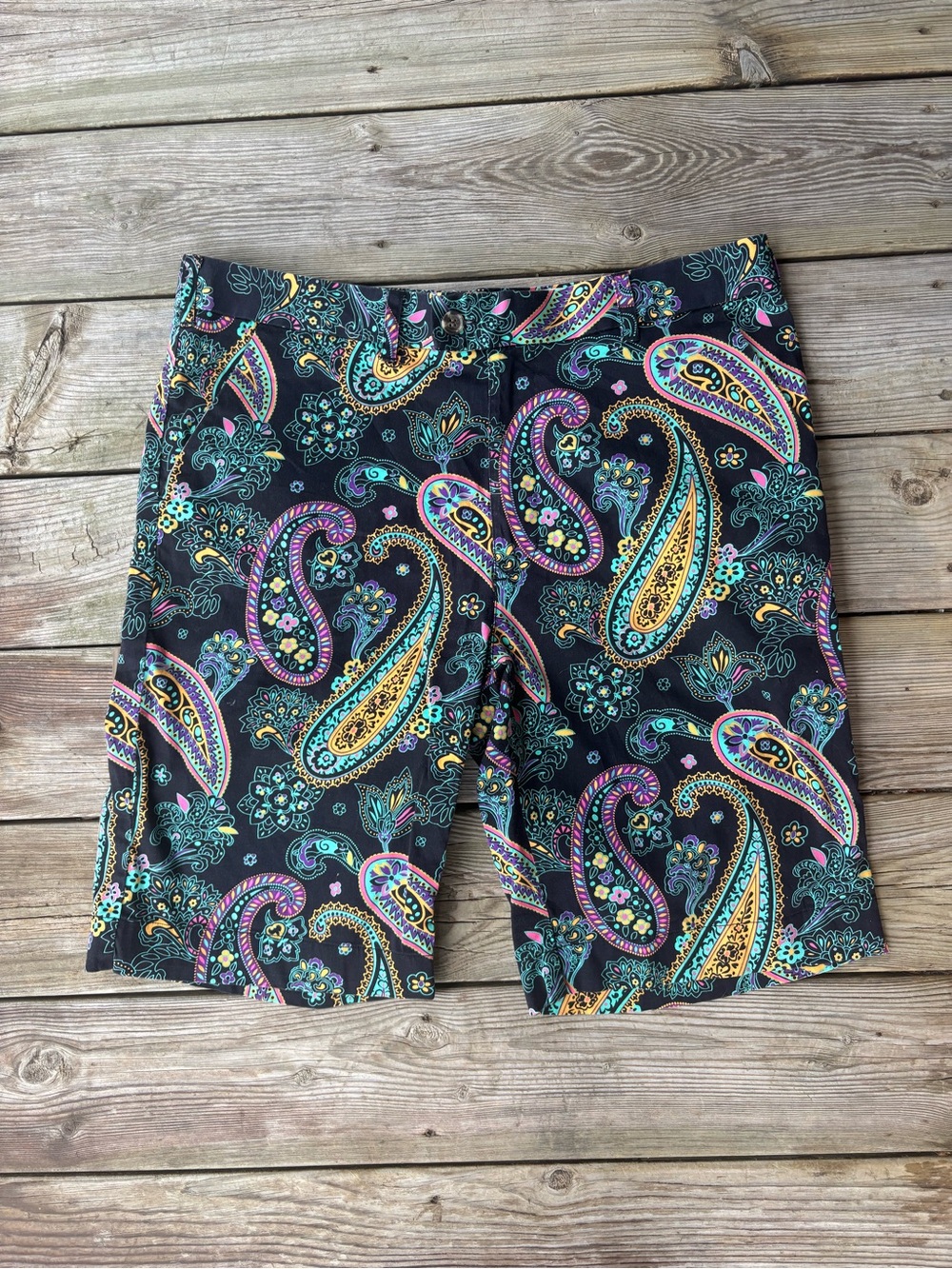 Loudmouth Men’s Golf Shorts Paisley Print Colourful Bermuda Style Men’s Shorts